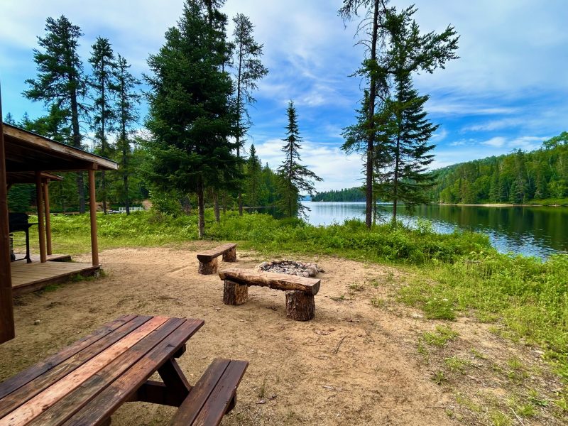 Coucoucache_Vue_Lac_Banc